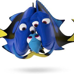 Hallmark Keepsake Disney Finding Dory Ornament